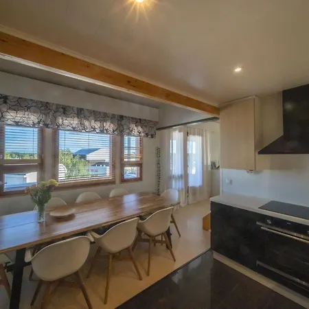 Arctic Penthouse * Ροβανιέμι