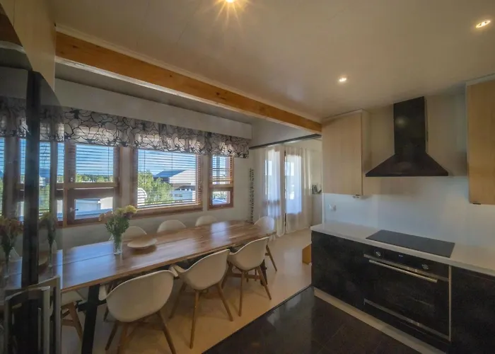 Arctic Penthouse * Ροβανιέμι