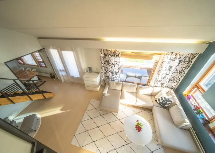 Arctic Penthouse * Ροβανιέμι